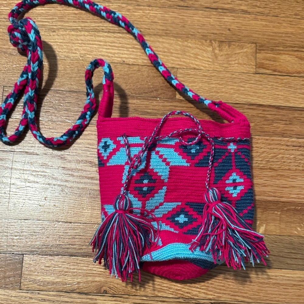 NWOT Colombian Wayuu Bag